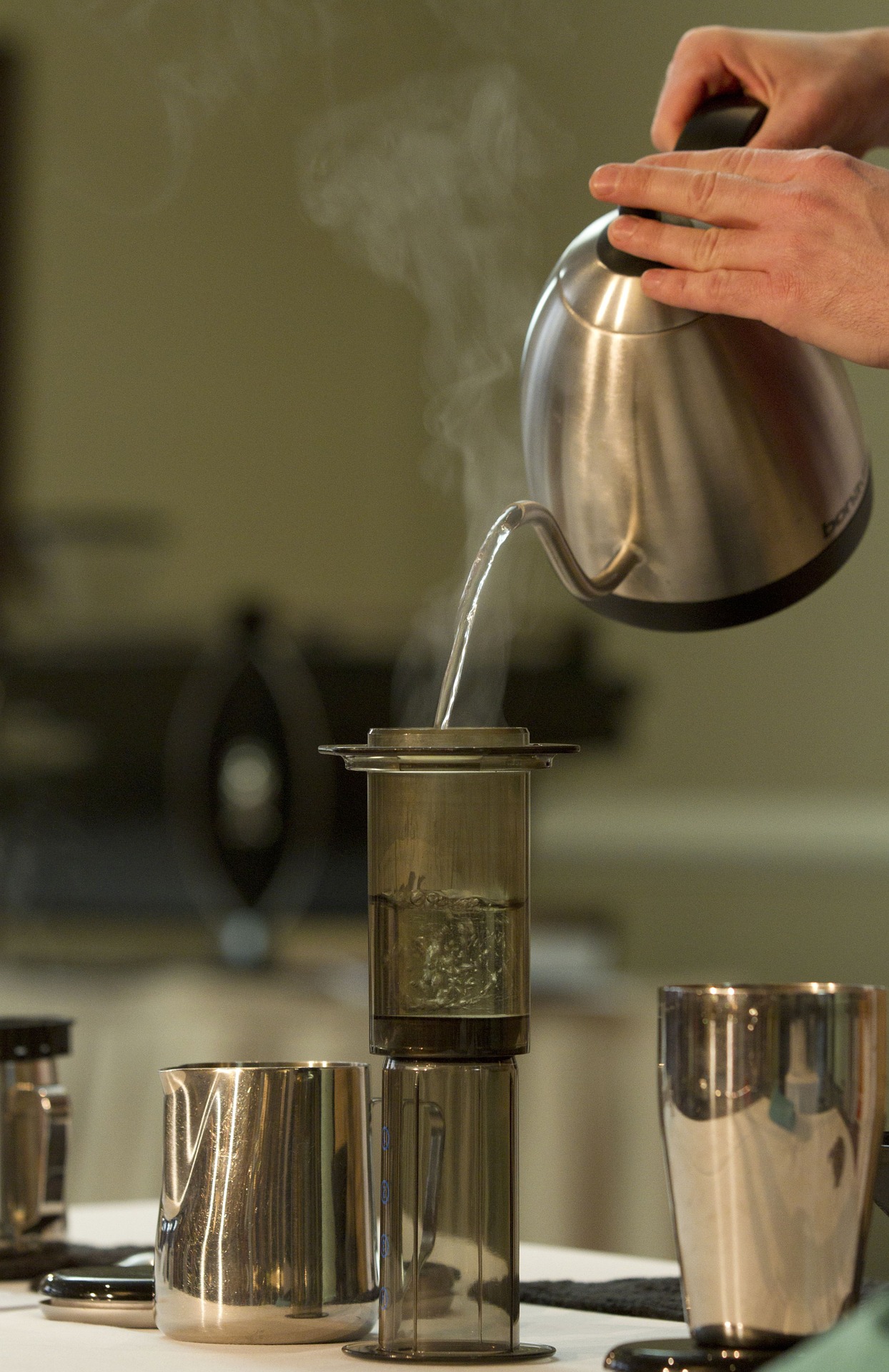 coffee-making-1169888_1920 mise à l'abri